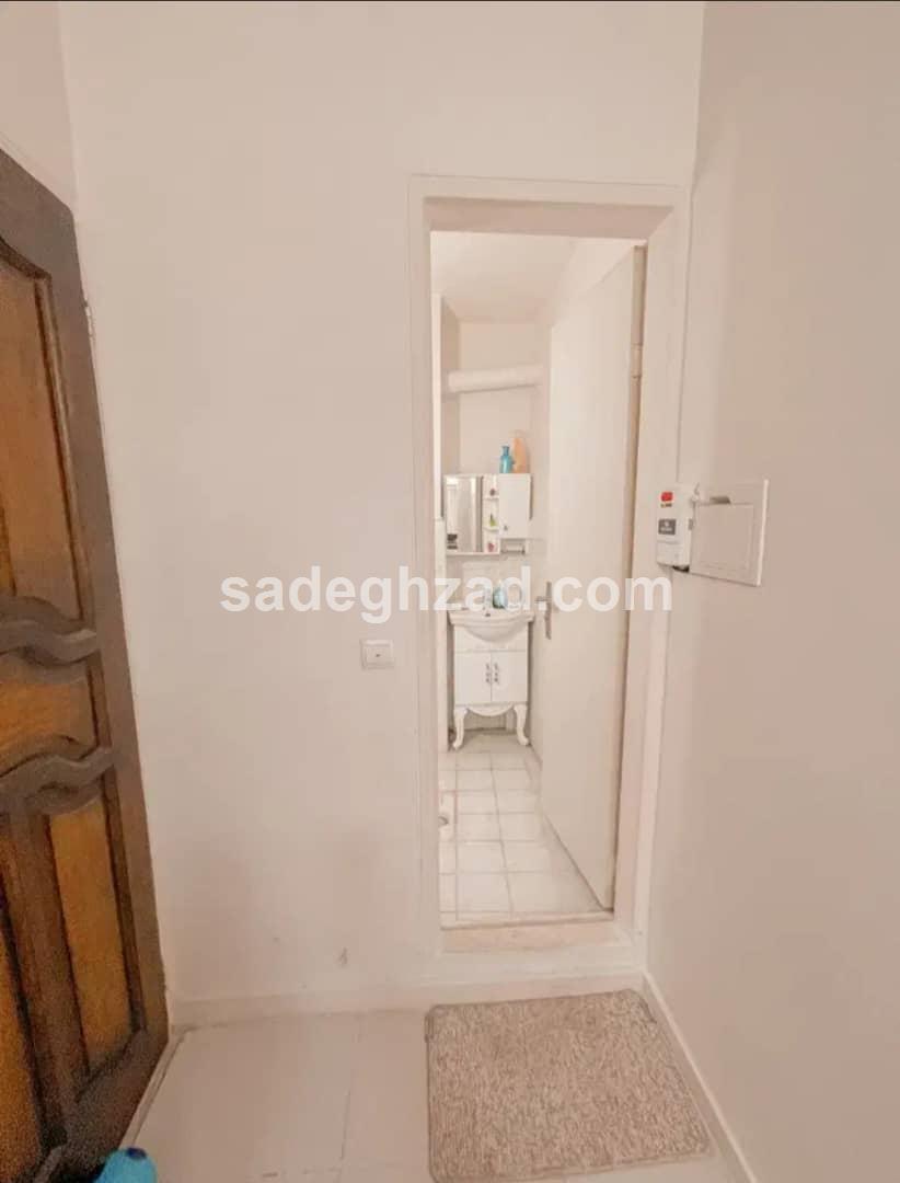 ۶۰ متر/ ۲ خواب / پارکینگ دار خوش نقشه 6 املاک – املاک صادق زاد