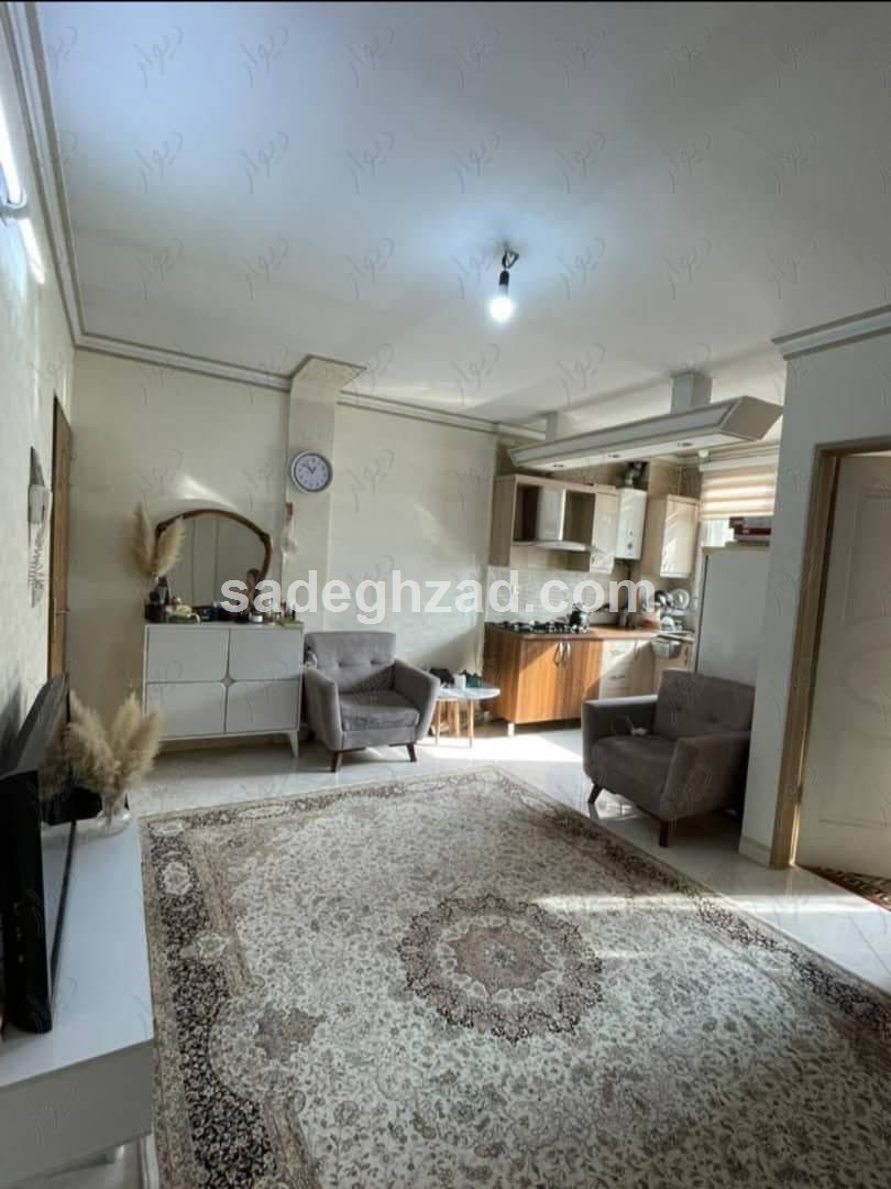 ۴۲متر/خوش نقشه/گذر پهن/متریال برند/ نورگیر عالی 3 املاک – املاک صادق زاد