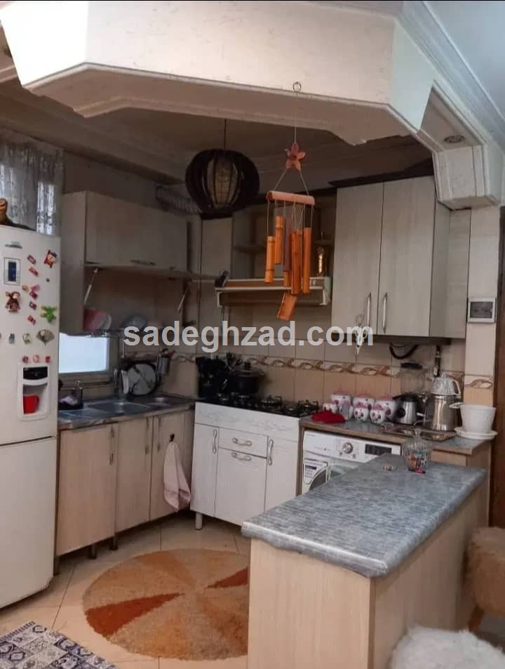 ۶۰ متر ۲ خواب / خوش نقشه/ گذر پهن/ سالن پرده خور 2 املاک – املاک صادق زاد