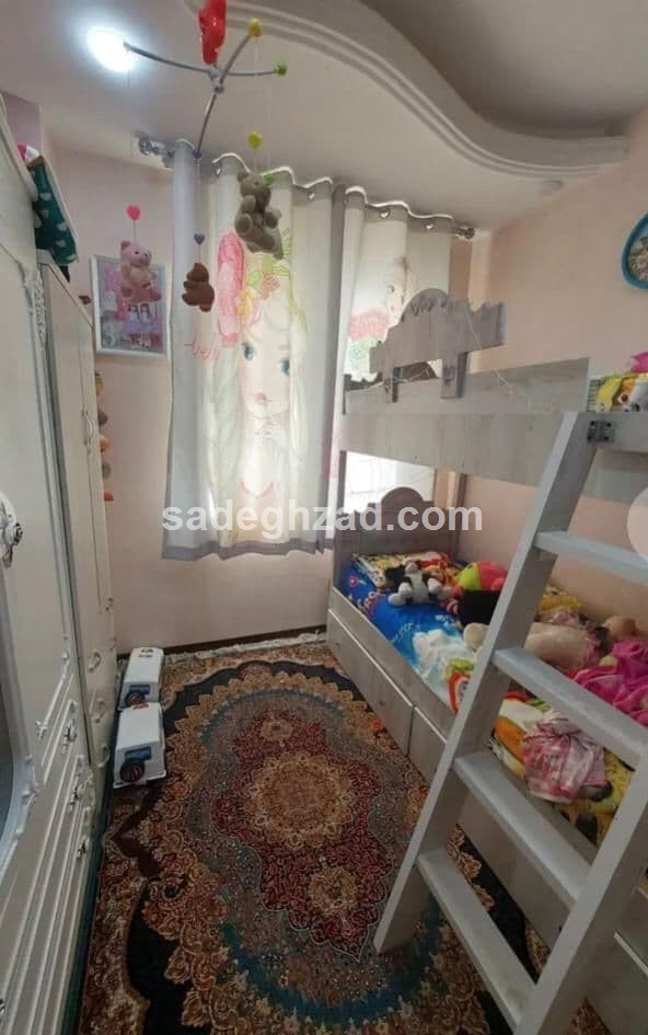 ۷۶ متر/ ۲ خواب/ فول امکانات/خوش نقشه/ غرق نور 5 املاک – املاک صادق زاد