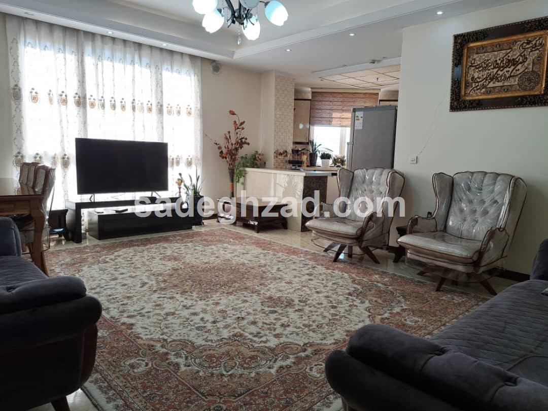 ۸۹متر / دوکله/ سالن پرده خور/ پارکینگ سندی 3 املاک – املاک صادق زاد