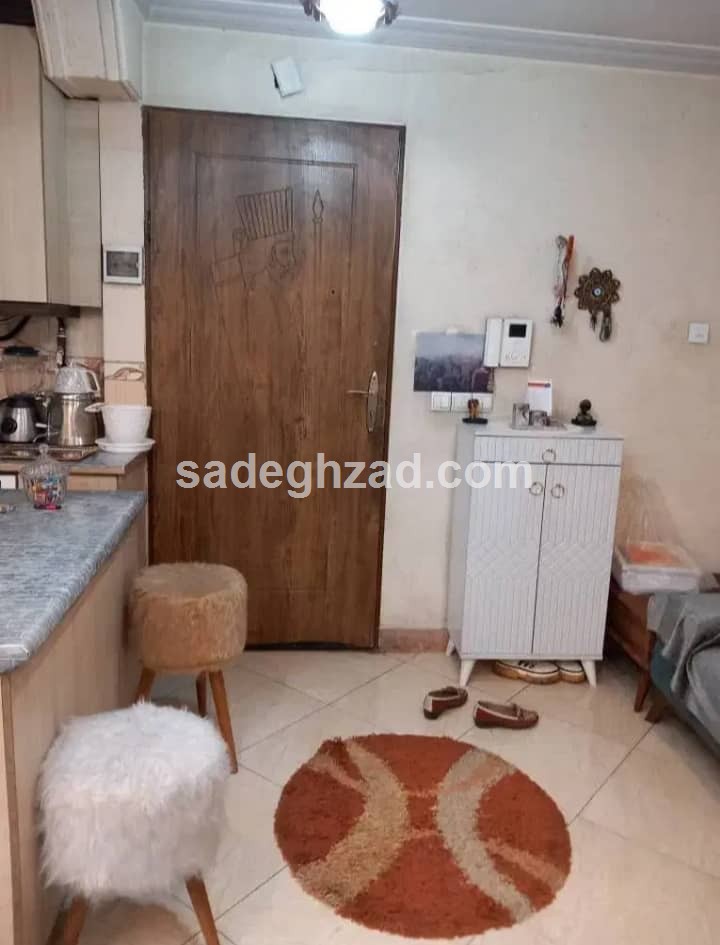 ۶۰ متر ۲ خواب / خوش نقشه/ گذر پهن/ سالن پرده خور 3 املاک – املاک صادق زاد